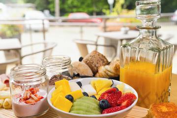 Breakfast meal