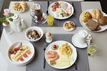 Breakfast meal