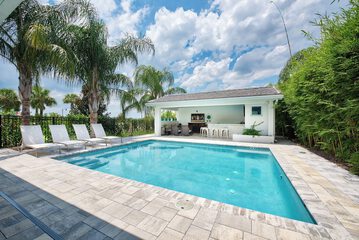 Private pool
