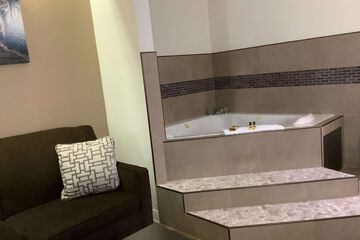 Room 15 of 27