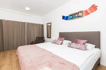 guest_rooms