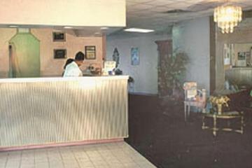 Travelodge by Wyndham New Orleans Harvey Hotel