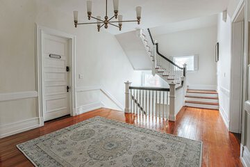 Hotel Interior 32 of 145