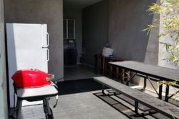 Photo 33