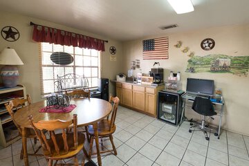 Breakfast/Coffee Service 56 of 70