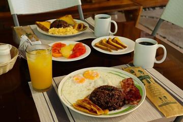 Breakfast meal