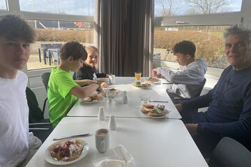 Breakfast buffet