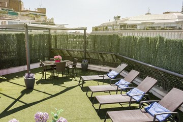 Sundeck