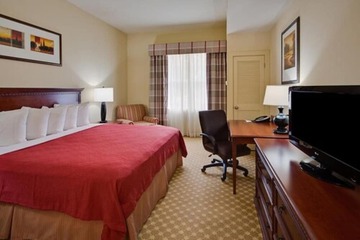 Room 6 of 16