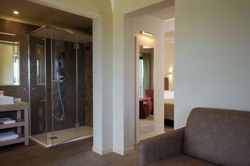 Steam room