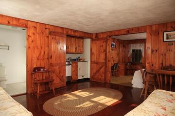 Photo 33