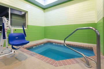 Pool 4 of 38