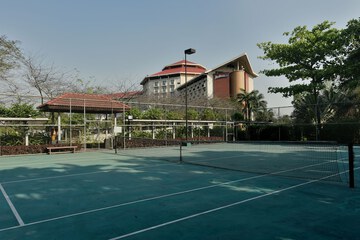 Tennis court