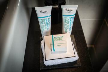Bathroom amenities