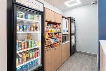 Snack bar