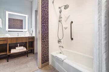 Bathroom shower