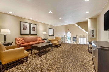 Hotel Interior 12 of 28