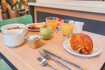 Breakfast meal