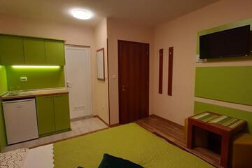 Photo 64