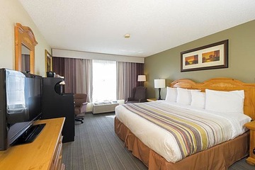 Travelodge by Wyndham Matteson