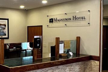 Ballroom/Hall 61 of 62