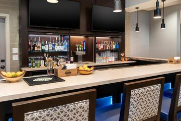 Bar/lounge