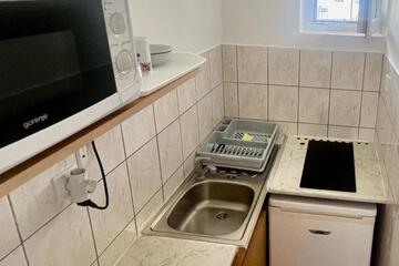Photo 33