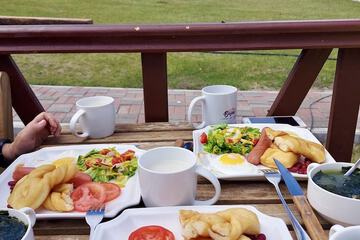 Breakfast meal