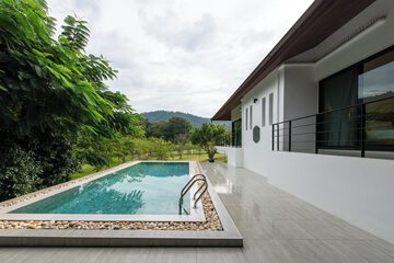 Private pool