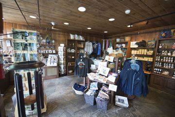 Gift shop