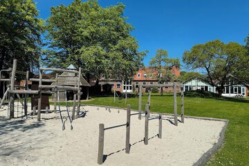 Children's play area - outdoor