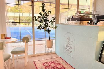 Cafe