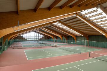 Tennis court