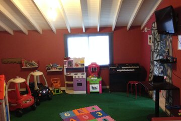Children's play area - indoor