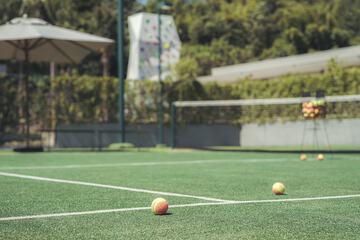 Tennis court