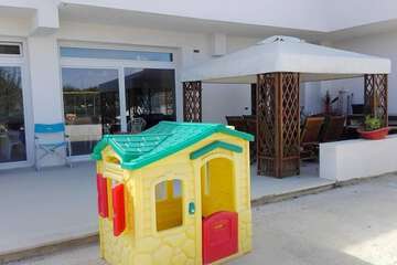 Children's play area - outdoor