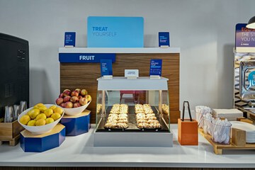 Breakfast/Coffee Service 59 of 71