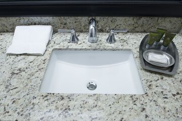 Bathroom sink