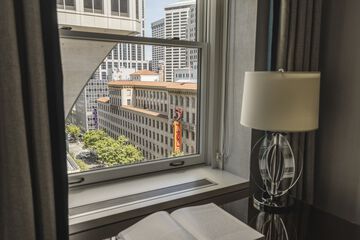 Hotel View 121 of 122