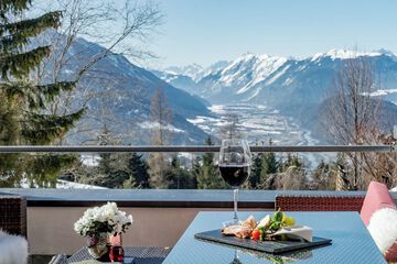 Sundeck