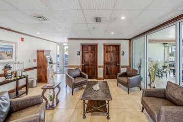 Hotel Interior 14 of 34