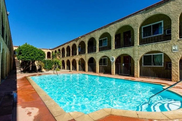 pool