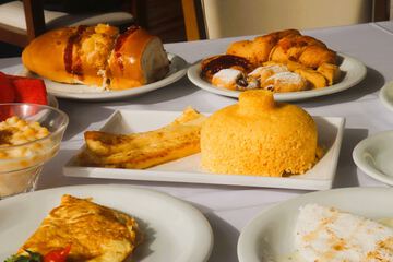Breakfast meal