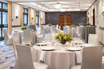 Ballroom/Hall 69 of 74