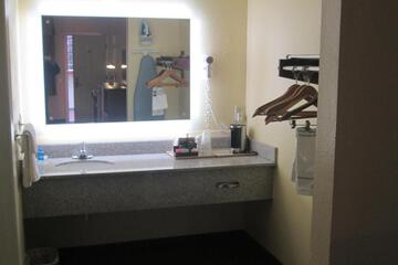 Photo 32