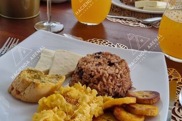 Breakfast meal