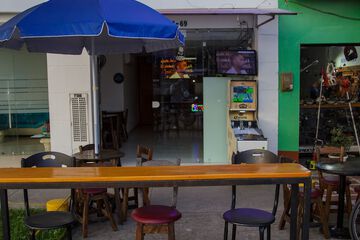 Snack bar