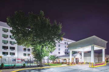Hotel 2 of 58
