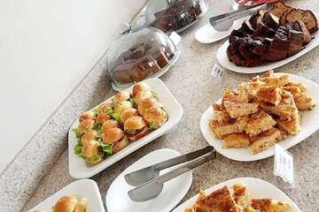 Breakfast buffet