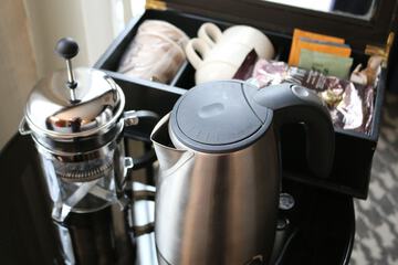 Breakfast/Coffee Service 33 of 38